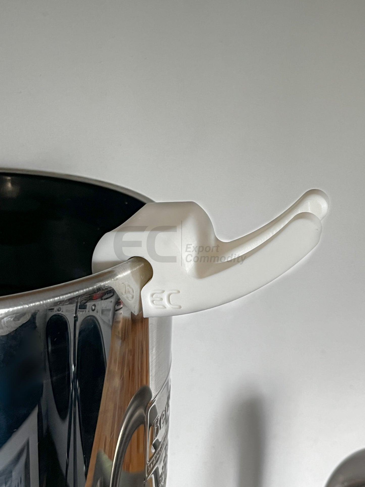 Royal Berkey Facet Spout Holder (Red)