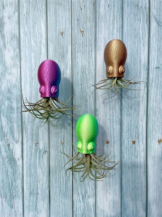 Tentacle Tranquility: 3D Printed Octopus Hanging Planter - Your Botanical Buddy